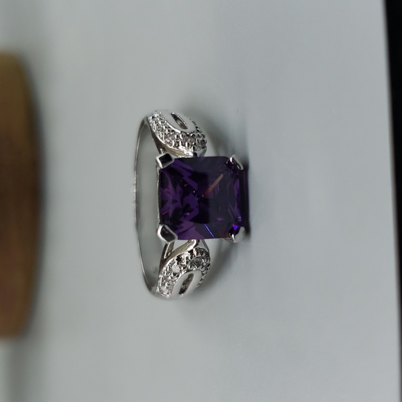 Amethyst Ring - Picture 5 of 5
